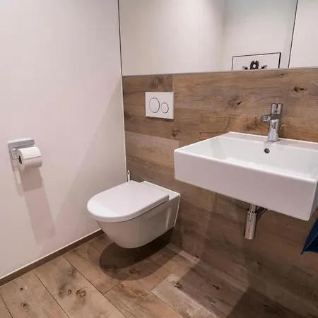 Zweite Heimat * לוכאו ביי ברגנץ