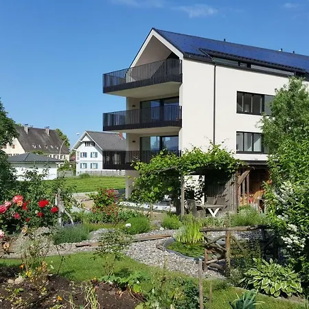 アパート Zweite Heimat